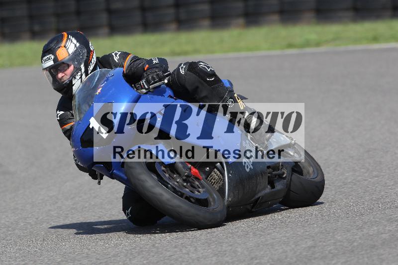 Archiv-2022/57 29.08.2022 Plüss Moto Sport ADR/Einsteiger/1